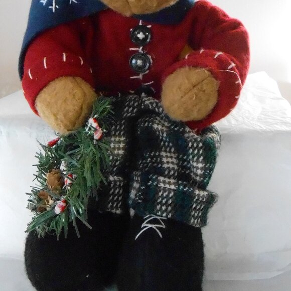 Christmas Moose In Red Sweater Plaid Pants Snowflake Scarf Holding Wreath 12"T - Picture 2 of 4